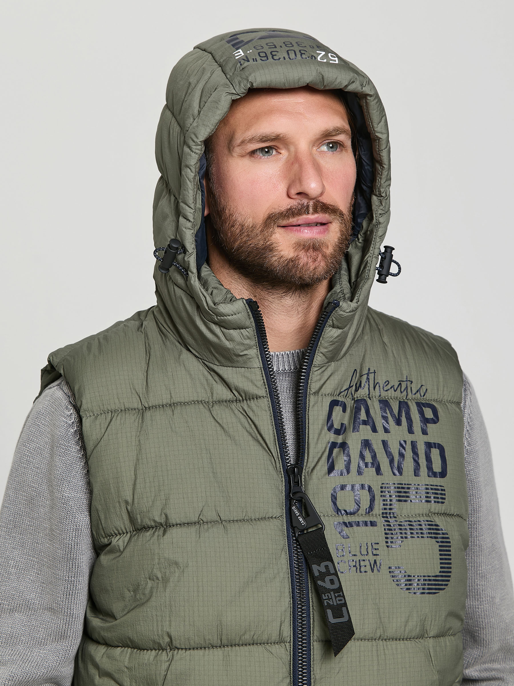 жилет medium khaki