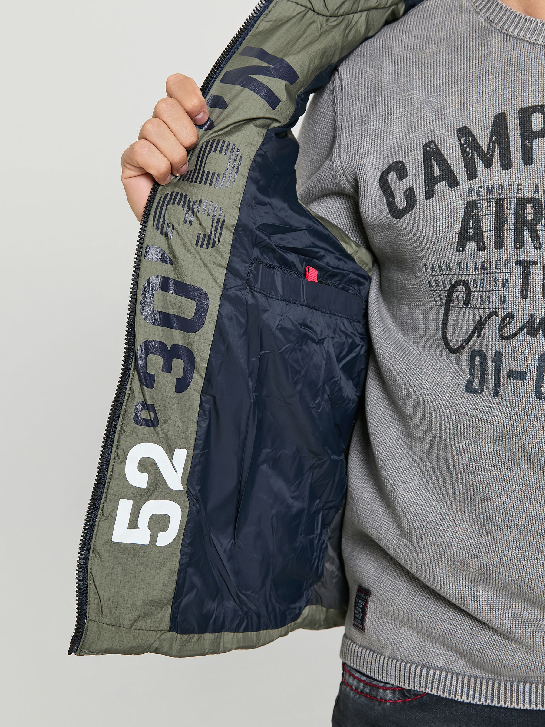 жилет medium khaki