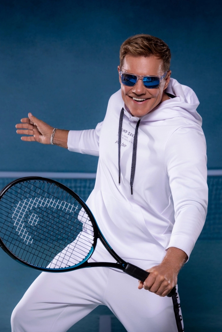 худи white